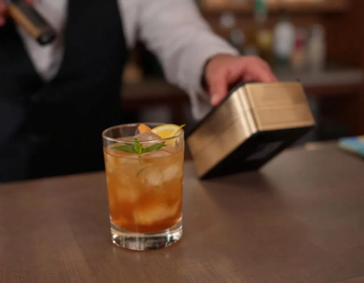 Organiser un Cocktail d'Entreprise Mémorable: Guide Complet avec un Traiteur Professionnel